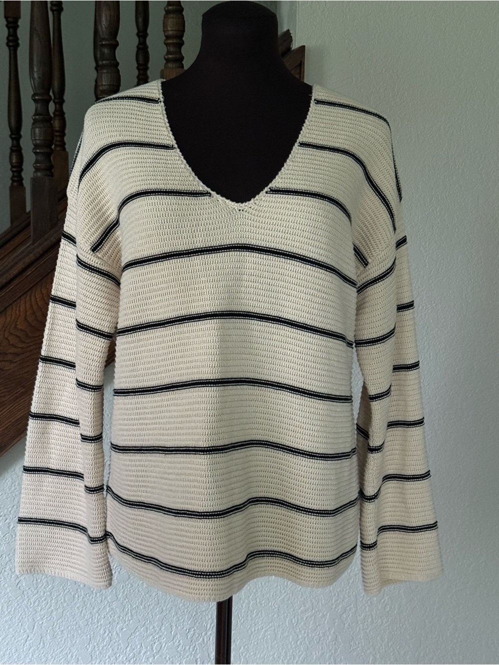 EVEREVE striped waffle knit sweater
Size Medium